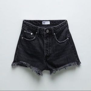 NWT Black Zara High Rise Cut Off Denim Shorts